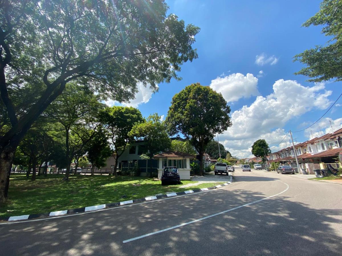 Oneriimba Private Pool & Garden Residence Johor Bahru Dış mekan fotoğraf