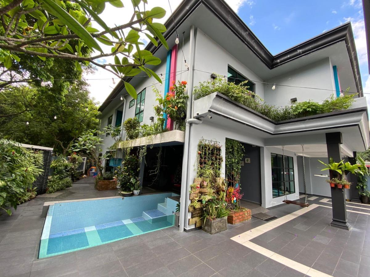 Oneriimba Private Pool & Garden Residence Johor Bahru Dış mekan fotoğraf